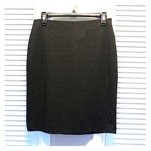 Heather-grey hip hugging skirt